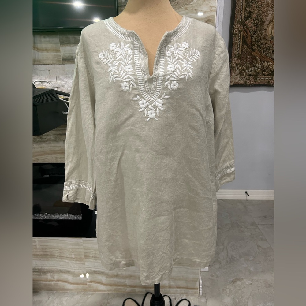 Ellen‎ Tracy Linen Embroidered Top. Size XL (115)